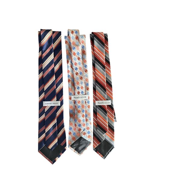 Bundle Of 3 Mens Ties In Red & Navy Tones With Striped & Geometric Patterns By G - Picture 2 of 2